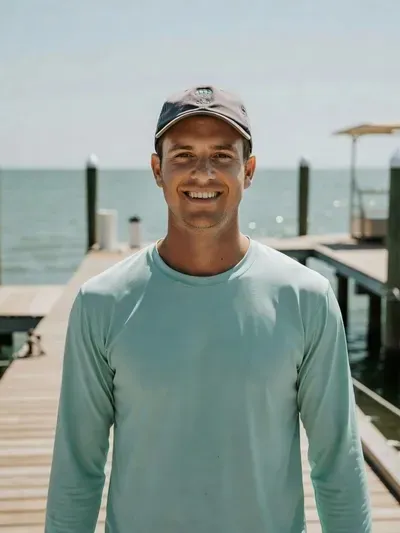 Cody Whitaker, St. Pete Beach parasail captain & Gulf Coast water-sports guide who guides and verifies the parasailing on st pete beach flight